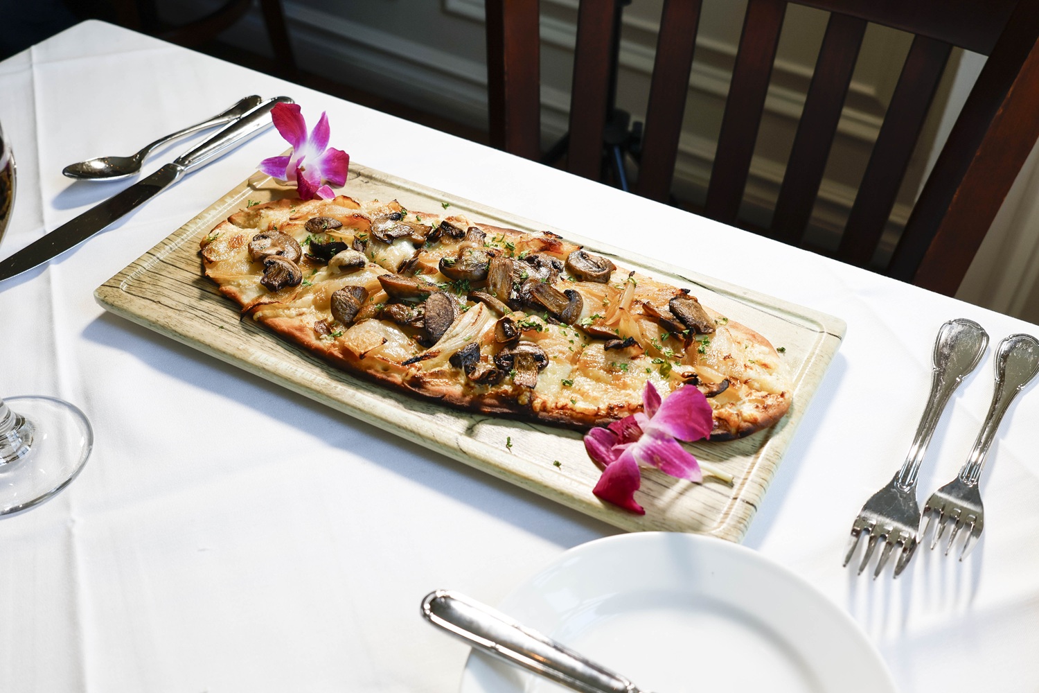 Caramelized Onion Mushroom Flatbread